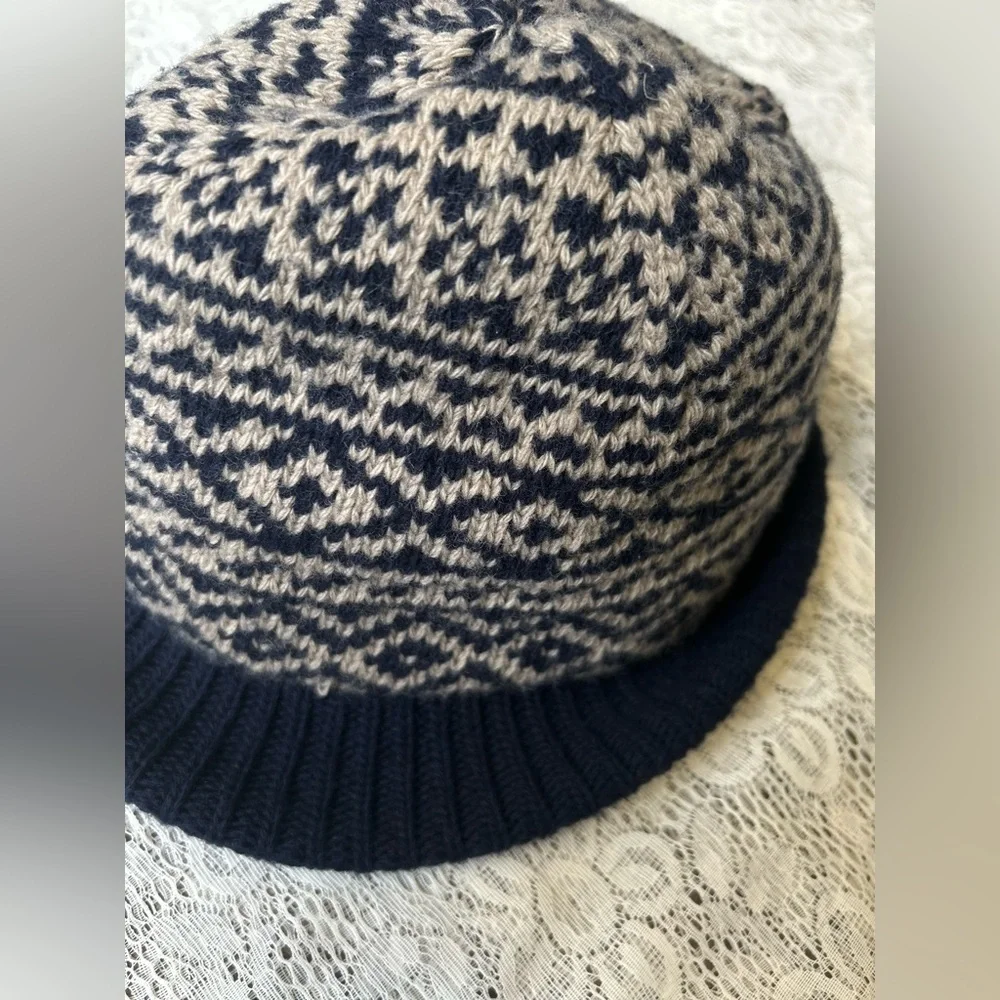 Inverni Merino Wool Navy bucket hat 57 size medium